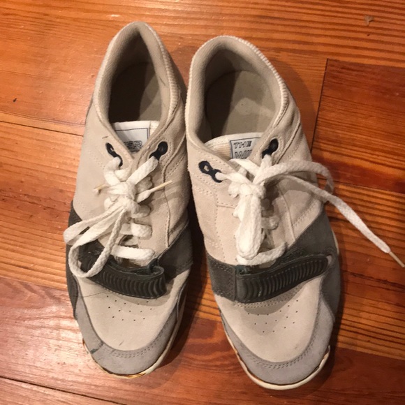 “The Winner” Sneakers size 4 1/2” - Picture 1 of 5